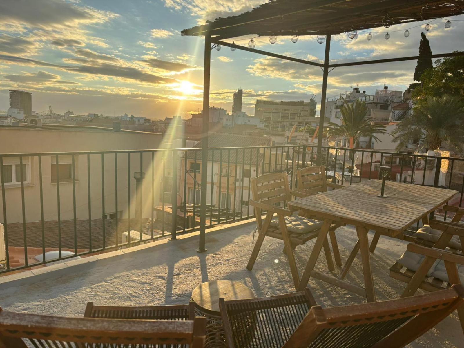 Private Terrace-Romantic-Sea, Castle Views-Central 알리칸테 외부 사진